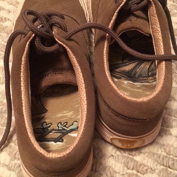 Tommy Bahama Rum Runner shoe size 8 - Picture 3 of 6